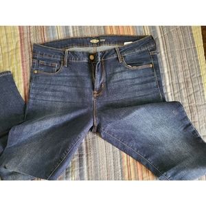 Like new, Old Navy Rockstar super skinny, 14, dark wash